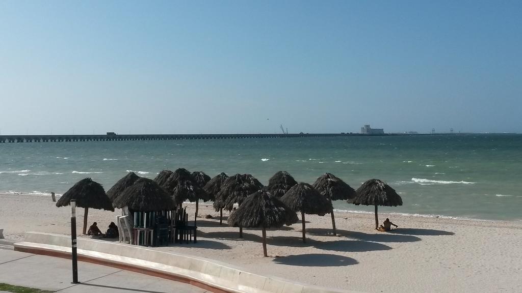 Hotel & Suites Domani Progreso  Exterior foto